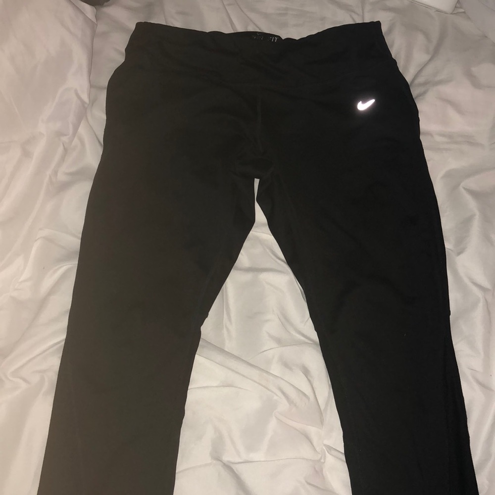 Nike Dri-Fit Crop Leggings with Mesh